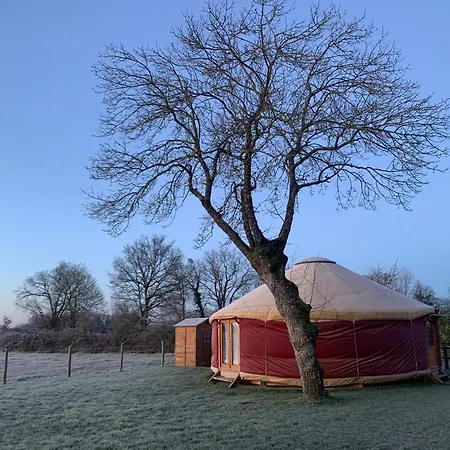 Luxusní stan Yourte Proche Canal